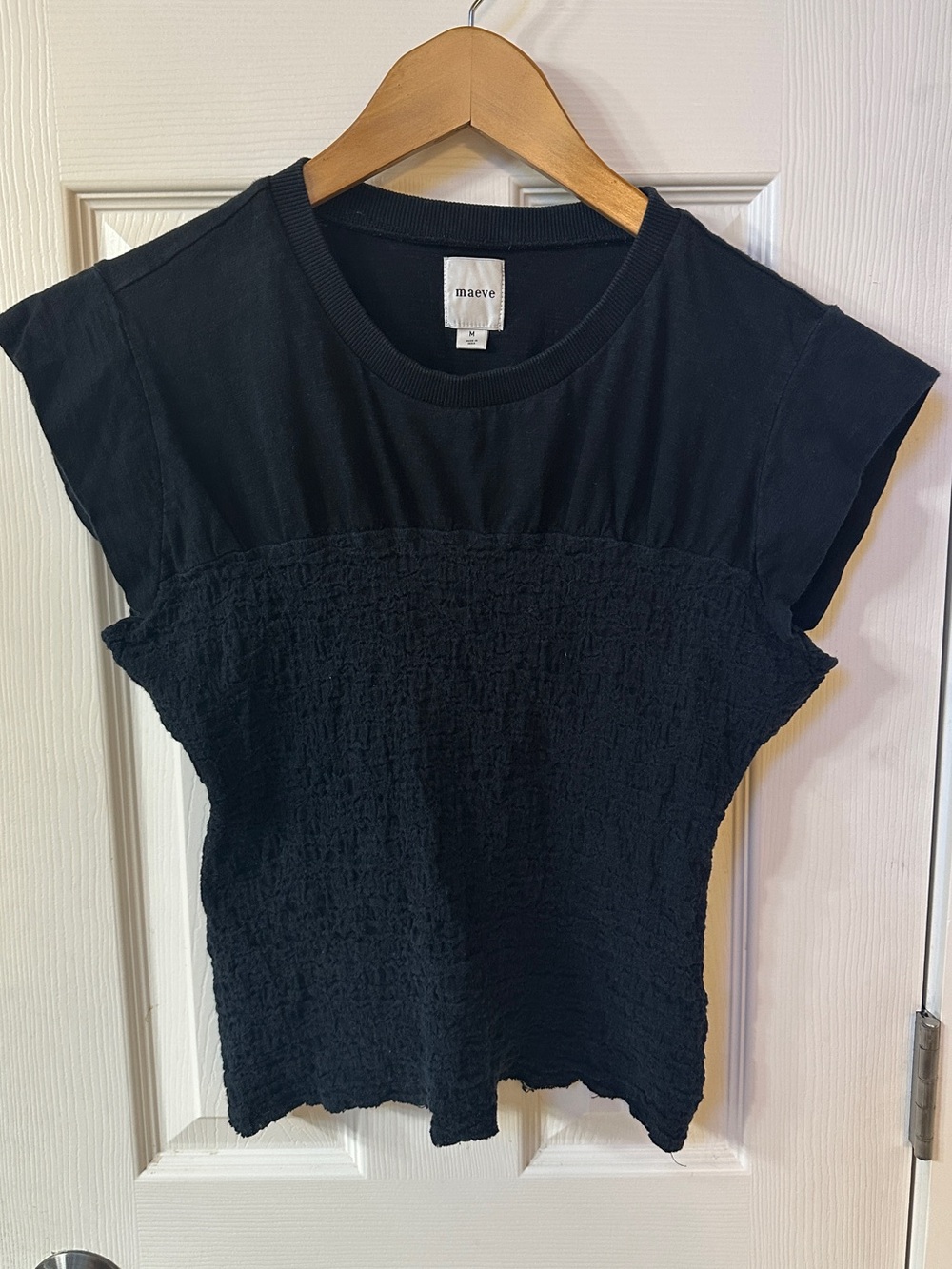 Anthropologie Maeve Black Smocked Mixed Media Cap Sleeve Top M Trendy Stylish